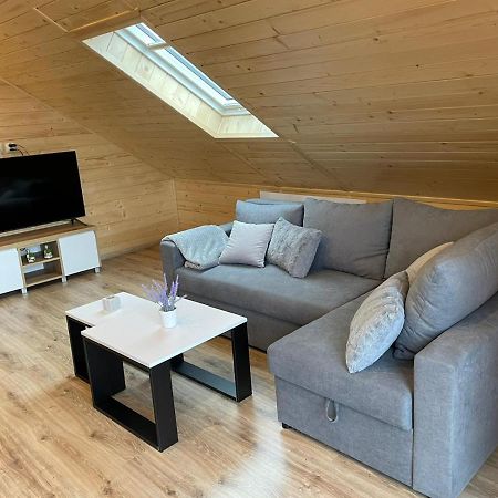 Grywald Apartament Na Poddaszu U Reni מראה חיצוני תמונה